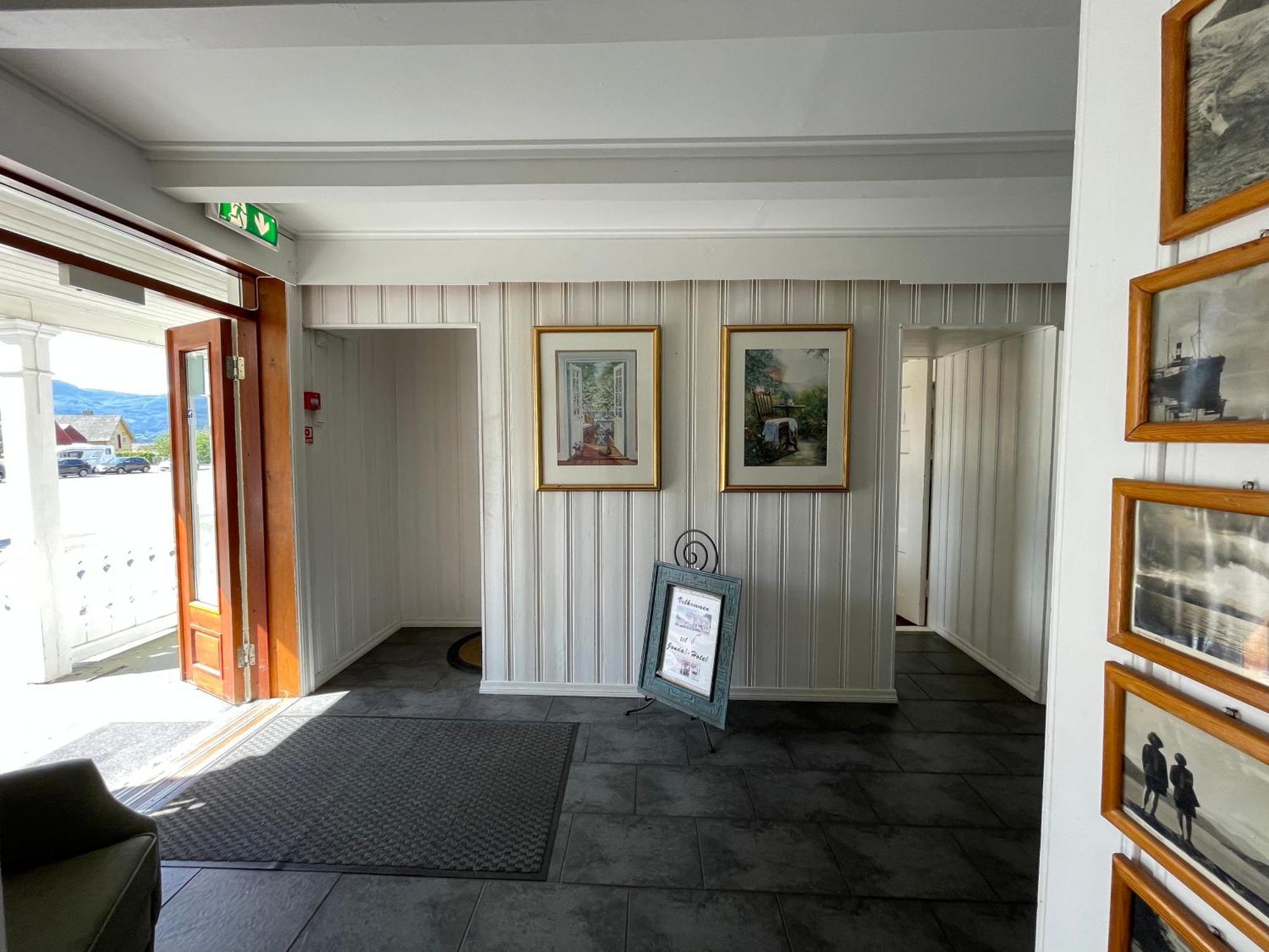 Jondal Hotel エクステリア 写真